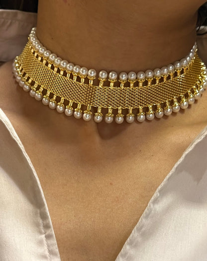 SONAM KAPOOR PEAR CHOKER