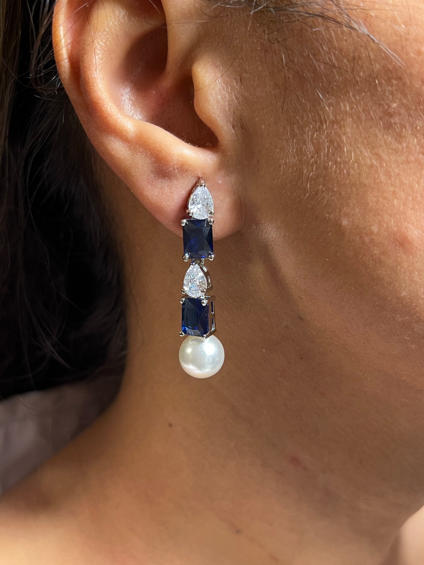 SOHA DIAMOND PEARL NECKLACE