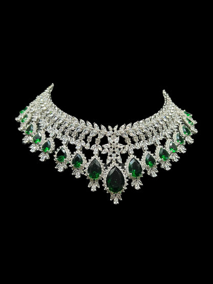 DAFFI DIAMOND NECKLACE