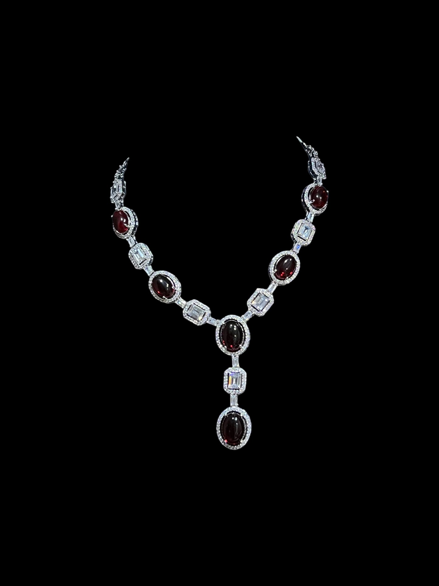 Lara Diamond Necklace