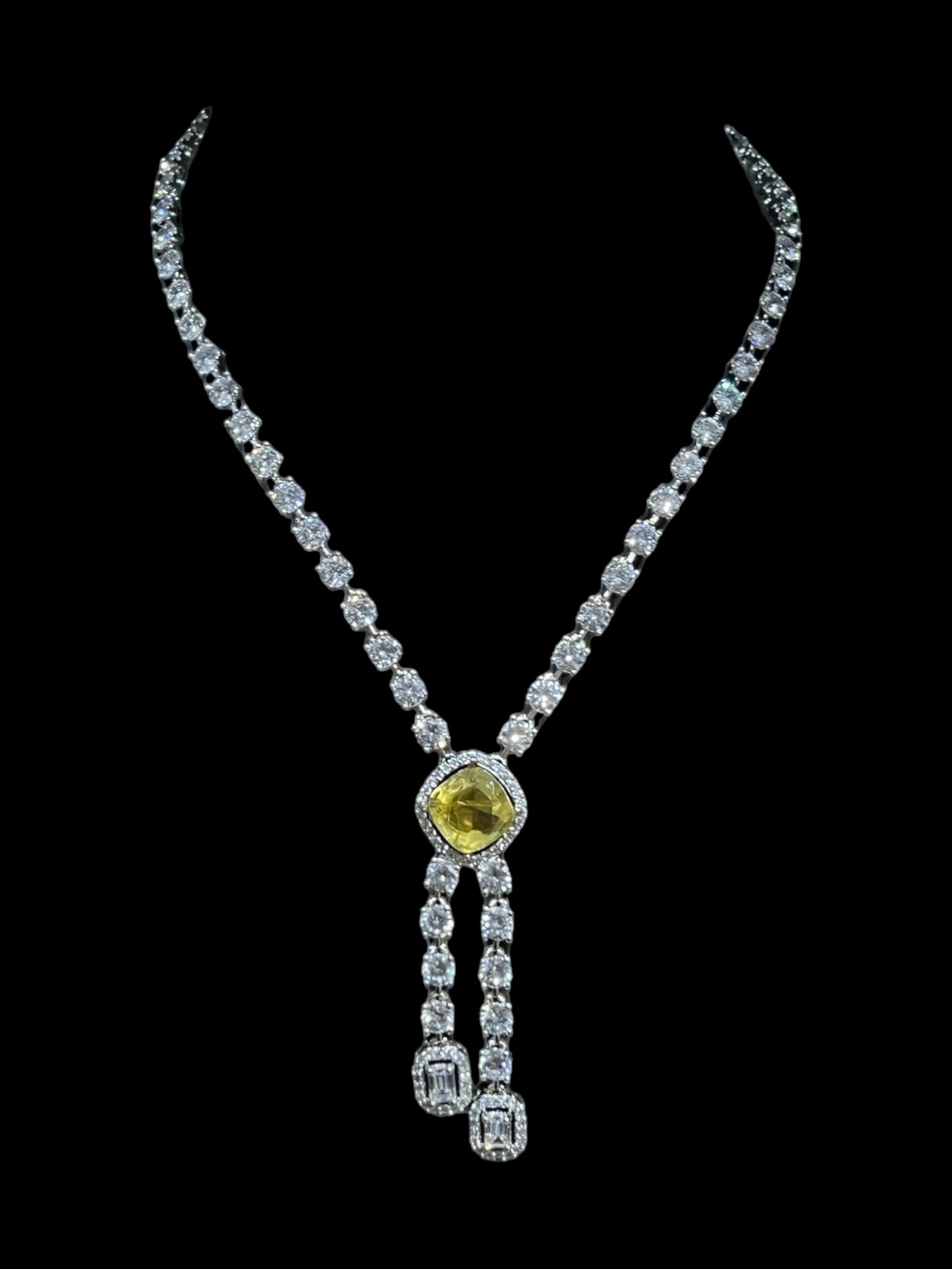 AADYA DIAMOND NECKLACE