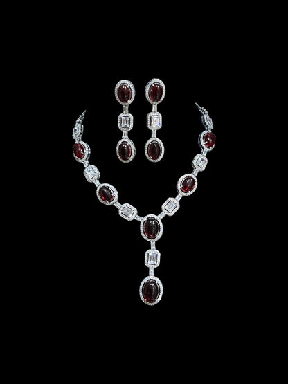 Lara Diamond Necklace