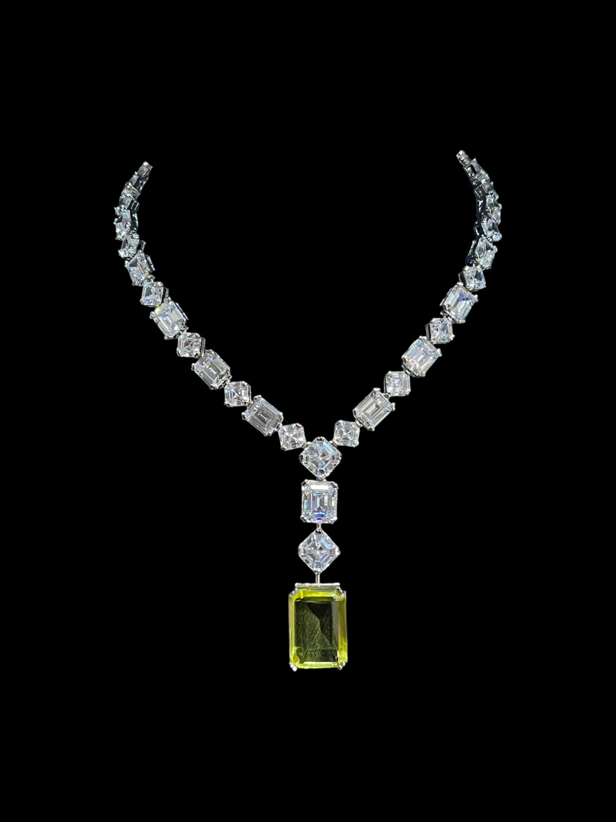 JINA CZ DIAMOND NECKLACE