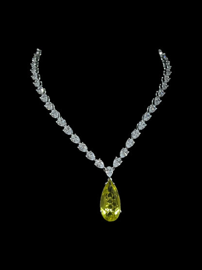 SYLAVIA DIAMOND NECKLACE