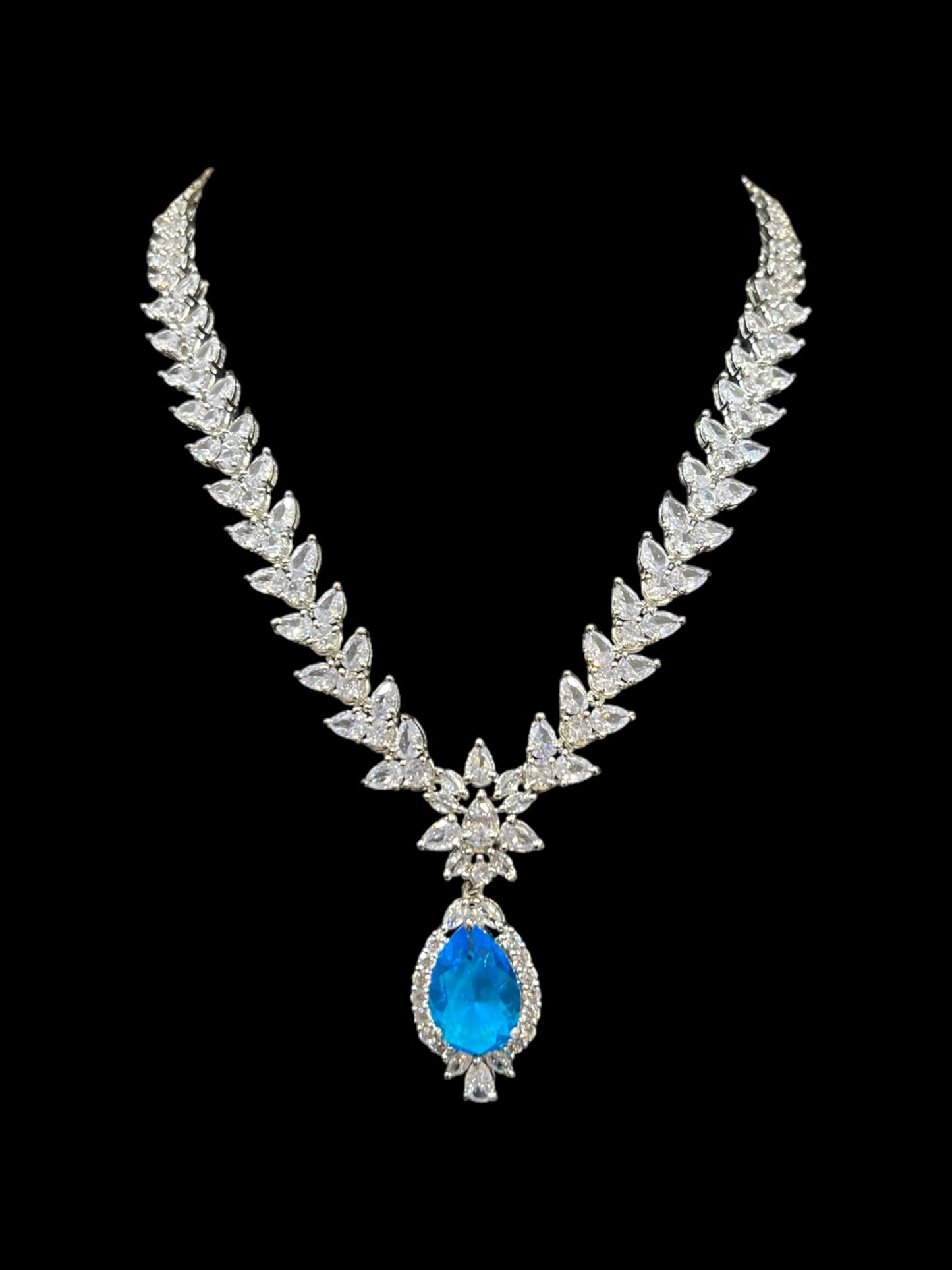 TRISHA CZ DIAMOND NECKLACE