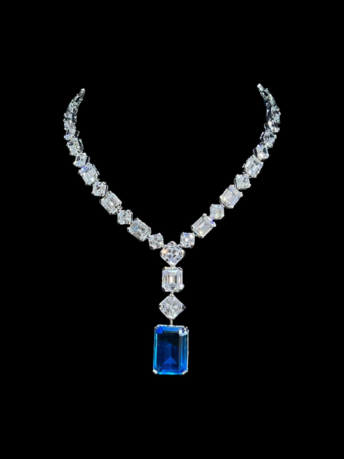 JINA CZ DIAMOND NECKLACE