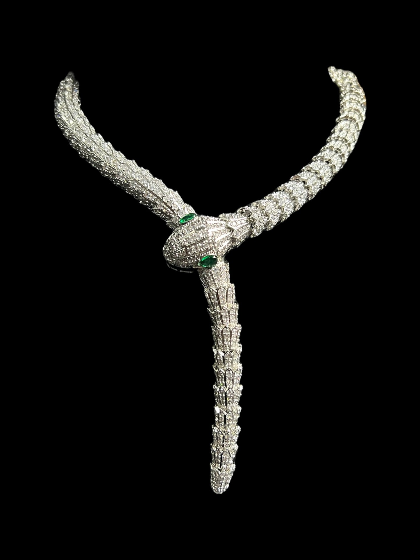 HUMA SNAKE DIAMOND NECKLACE