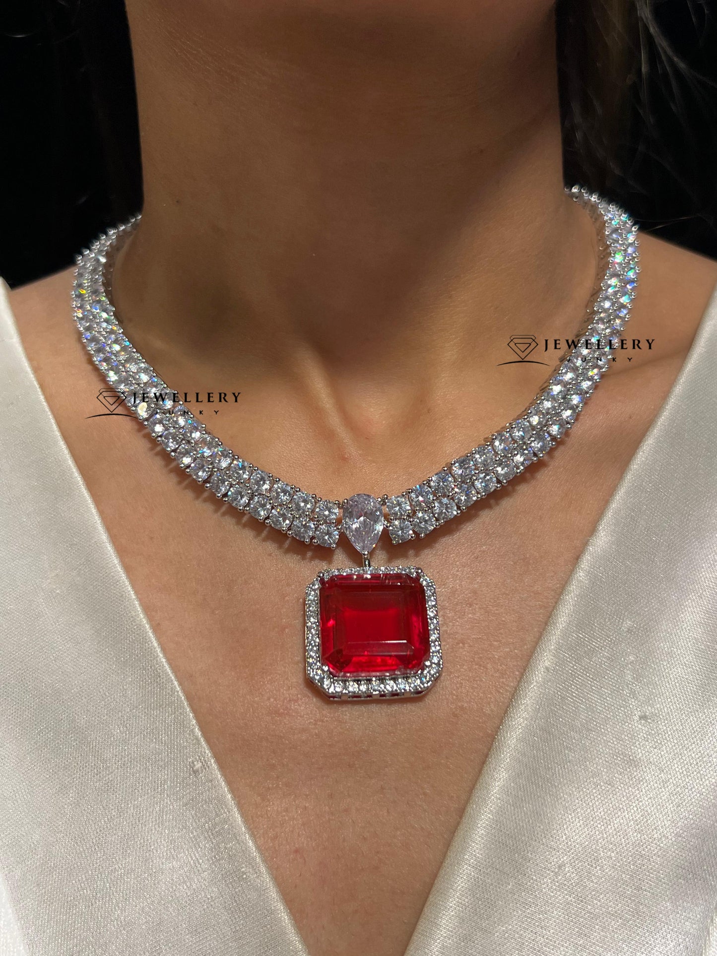 HAVEN DIAMOND NECKLACE