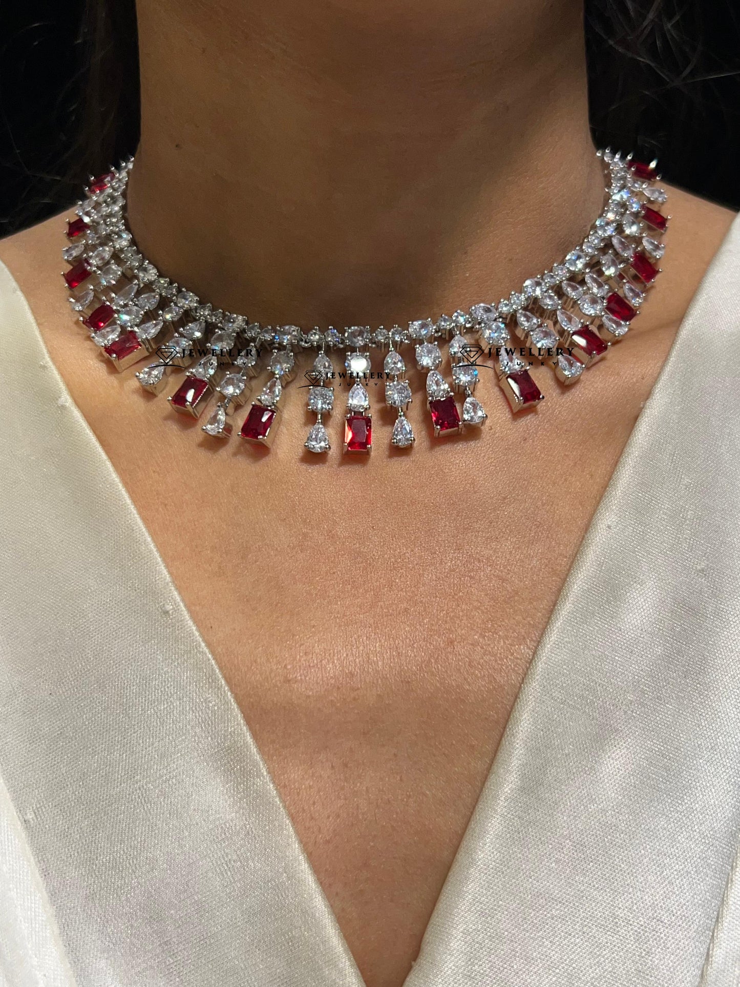 IRENA DIAMOND NECKLACE