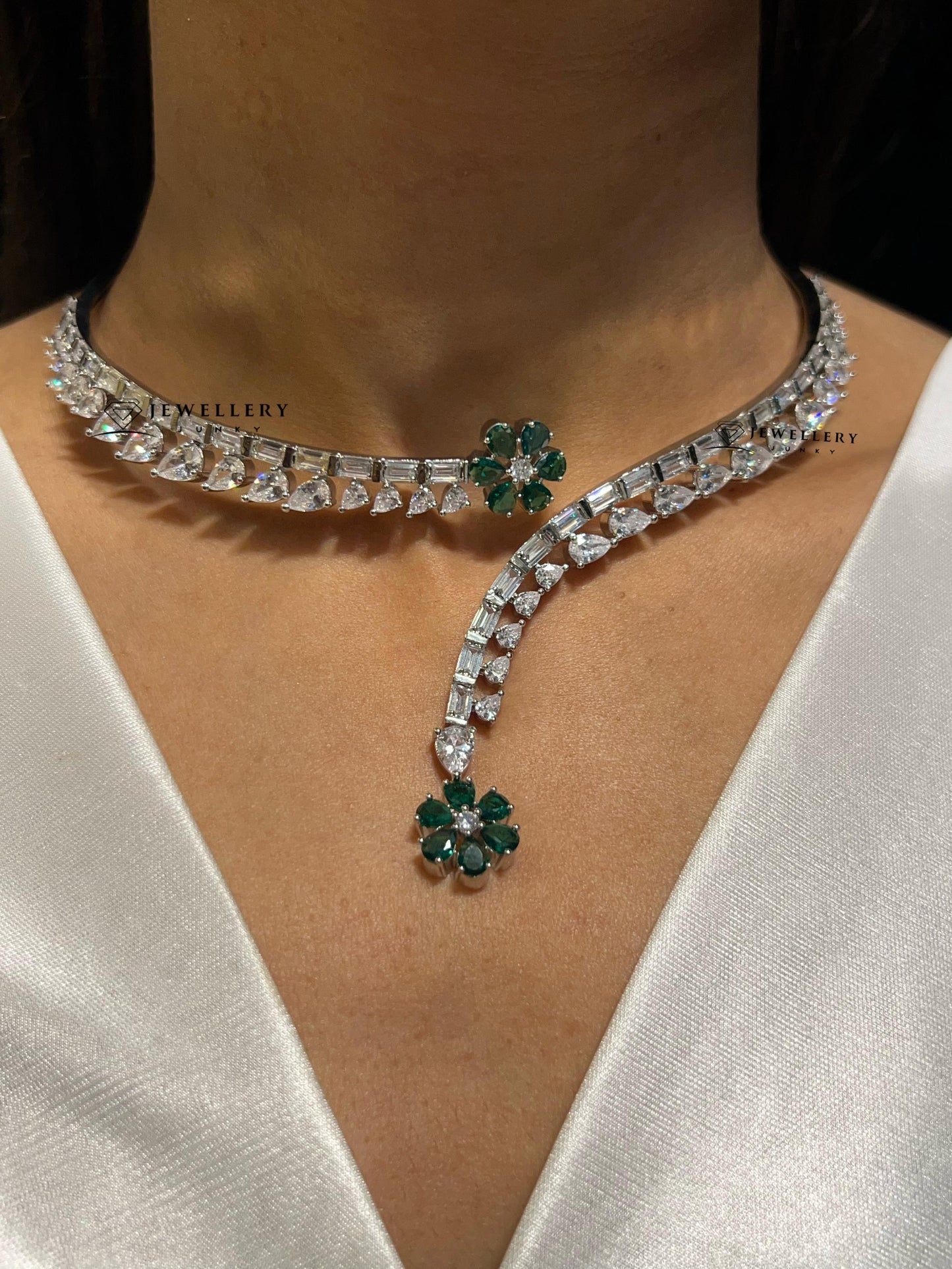 AADYA DIAMOND NECKLACE