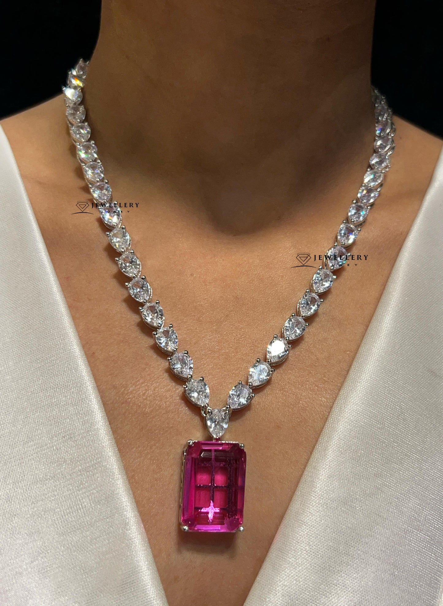 AAROHI DIAMOND NECKLACE N-1453