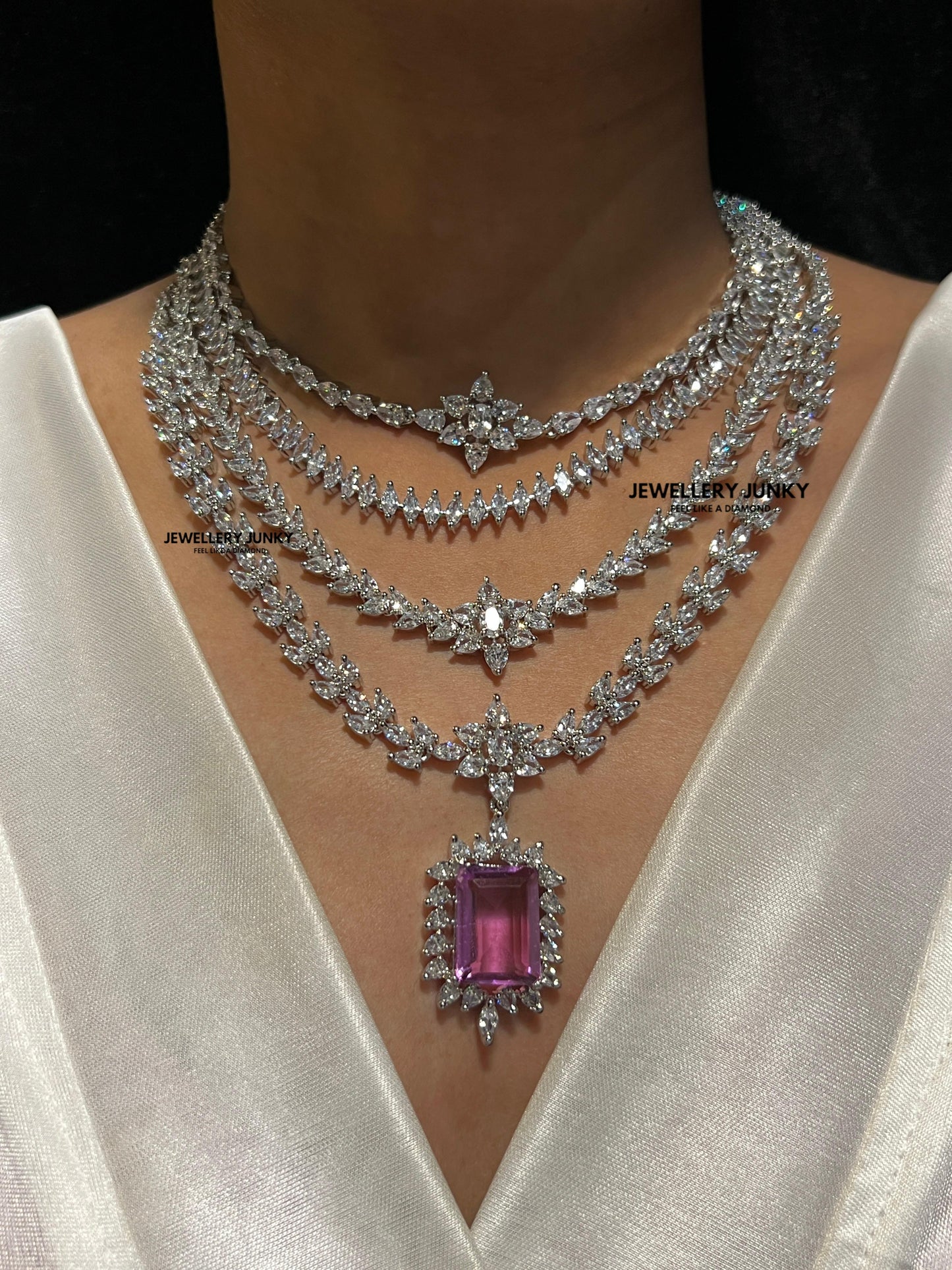 MIRJA DIMAOND NECKLACE