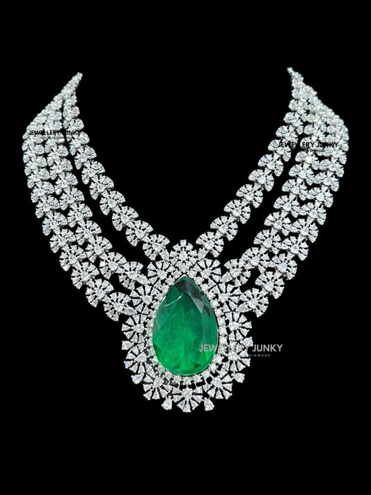 EESHA  DIAMOND NECKLACE