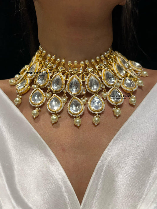 INAYA KUNDAN NECKLACE
