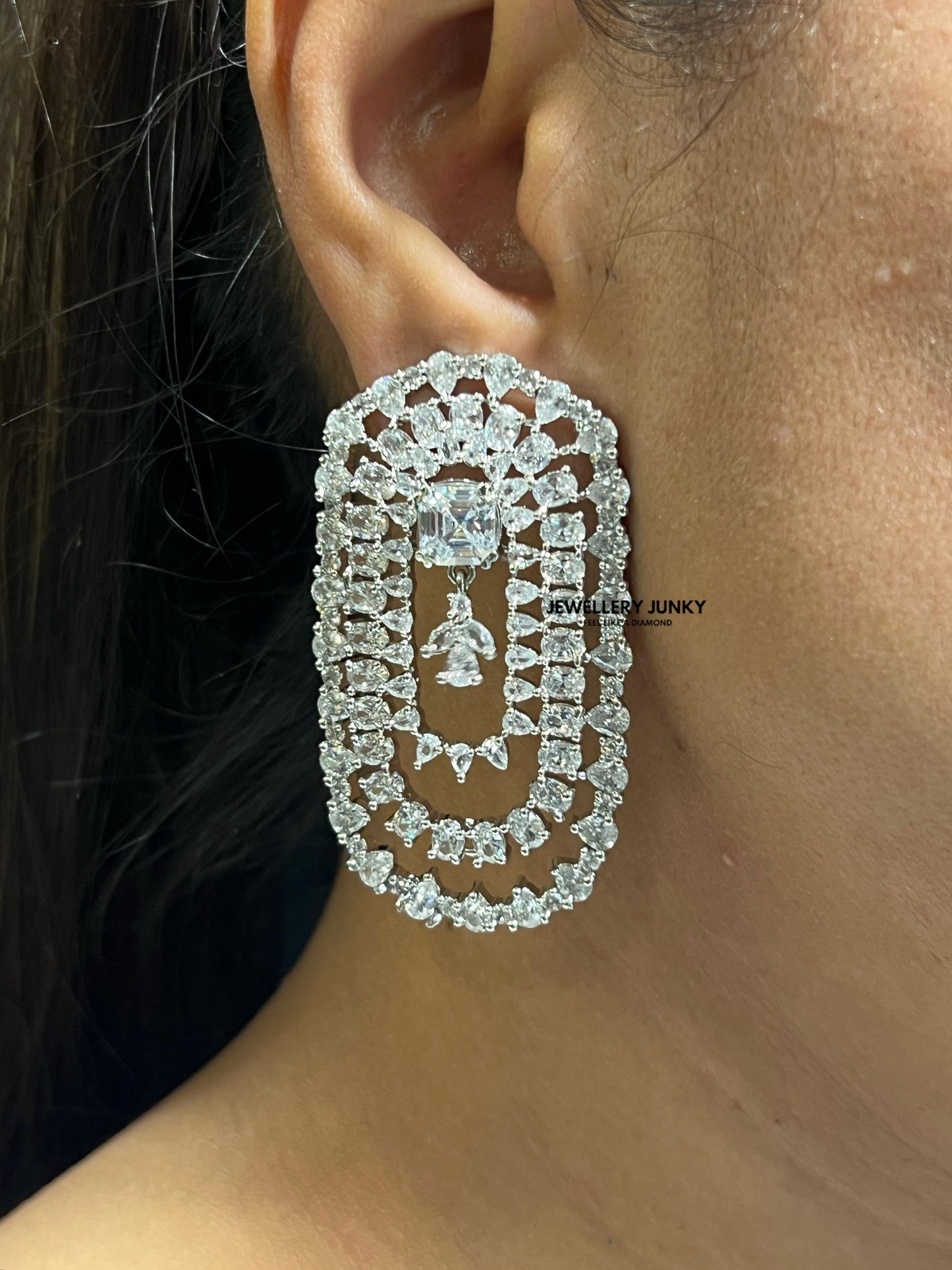 REAGAN DIAMOND EARRING