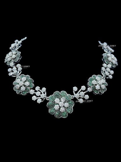 ILAA DIAMOND NECKLACE