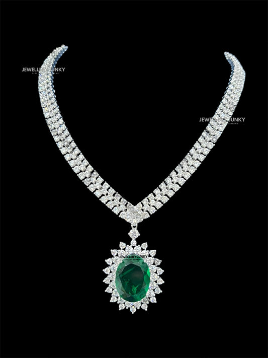 TASHI DIAMOND NECKLACE