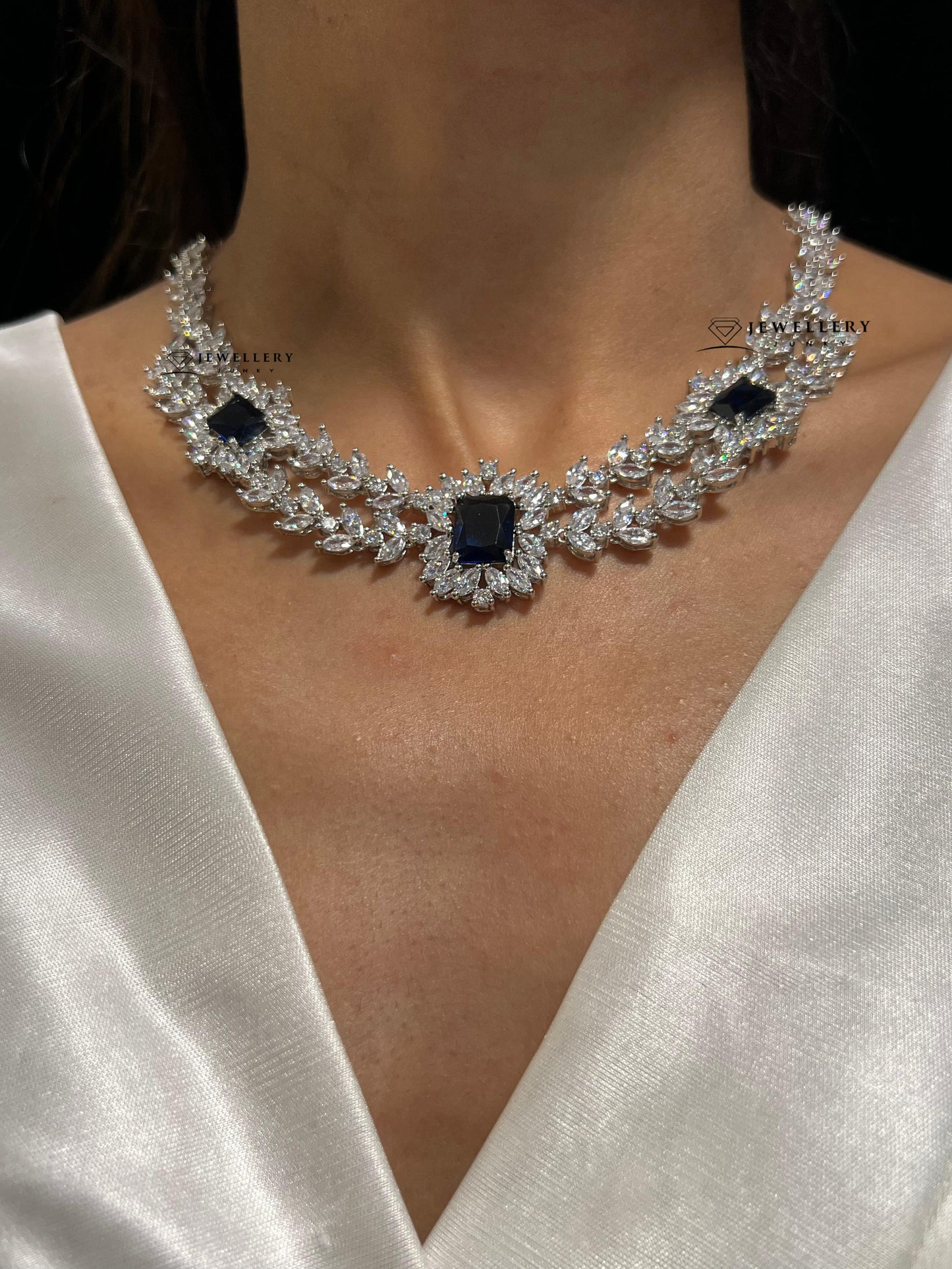 HRITIKA DIAMOND NECKLACE
