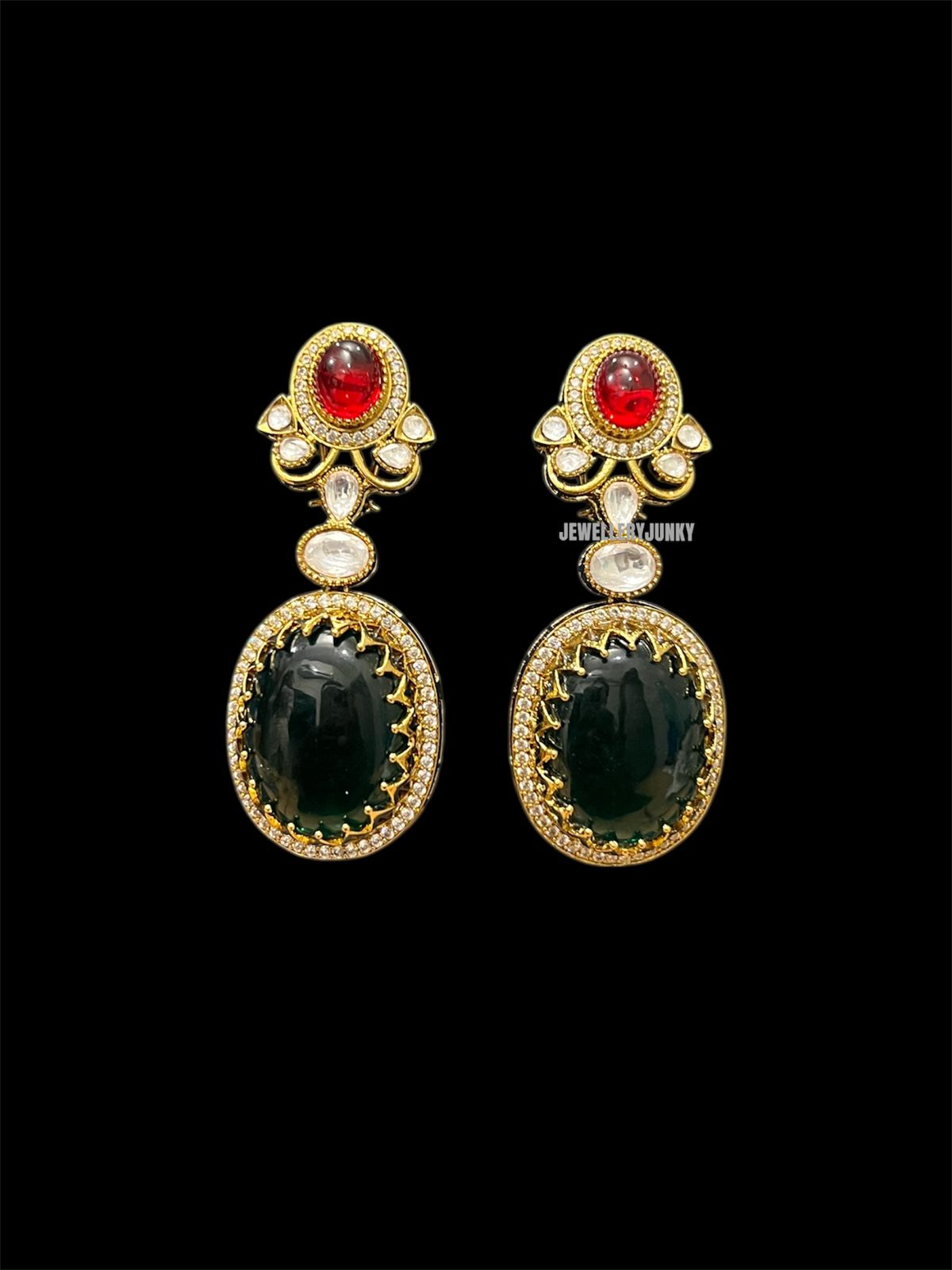 SHIVANGI KUNDAN NECKLACE