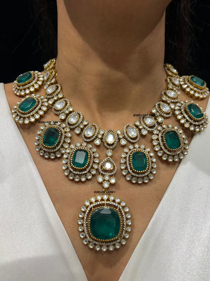 PRANTI KUNDAN NECKLACE