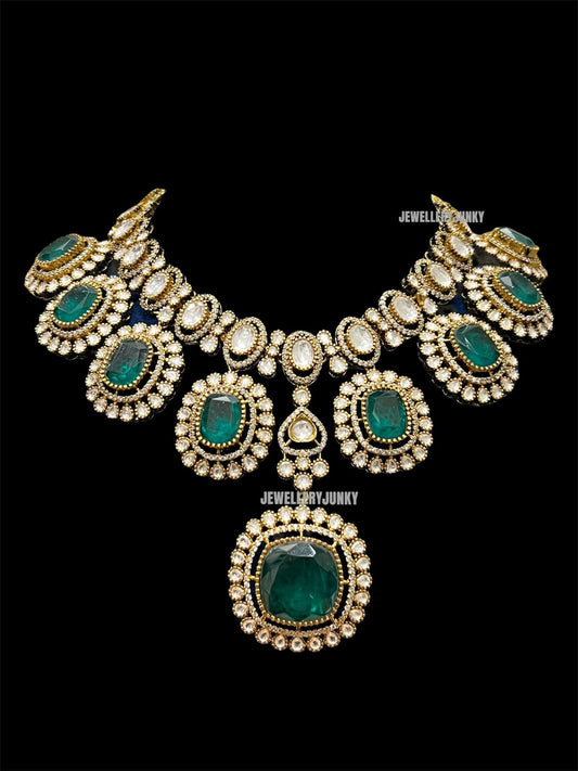 PRANTI KUNDAN NECKLACE
