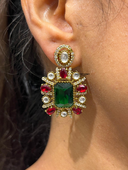 AMNA KUNDAN NECKLACE