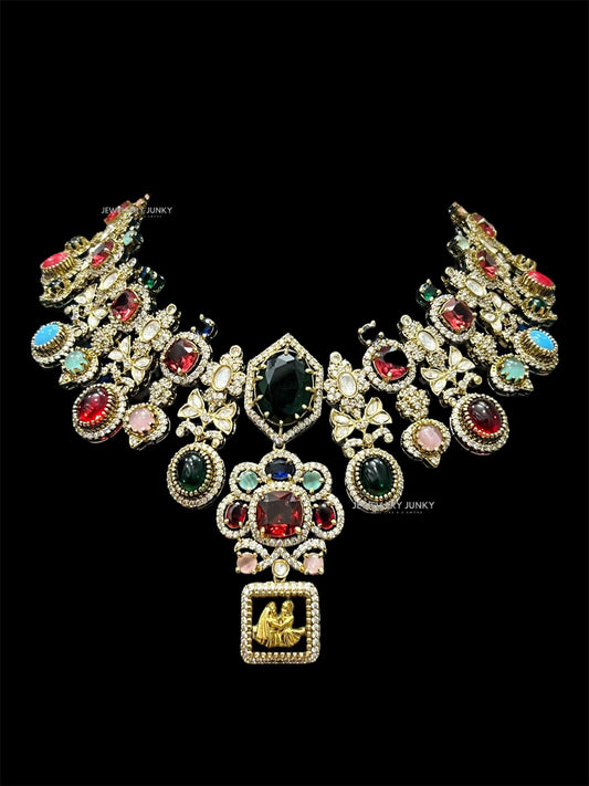 FAKHRIYA KUNDAN NECKLACE