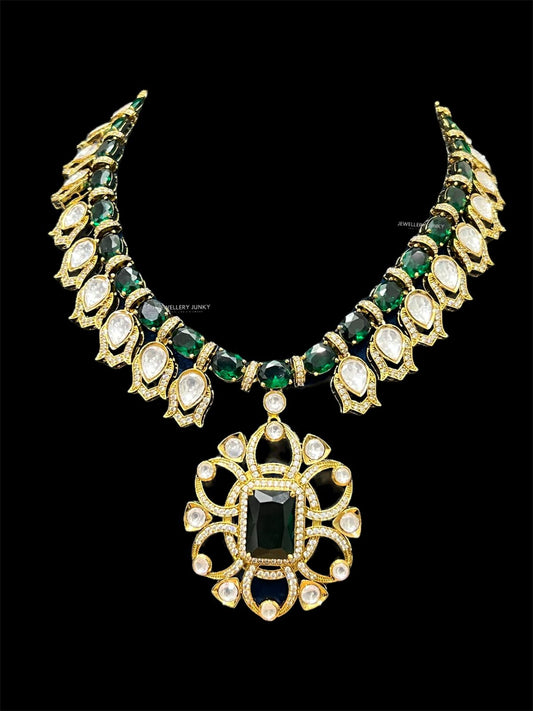 HABIBA KUNDAN NECKLACE