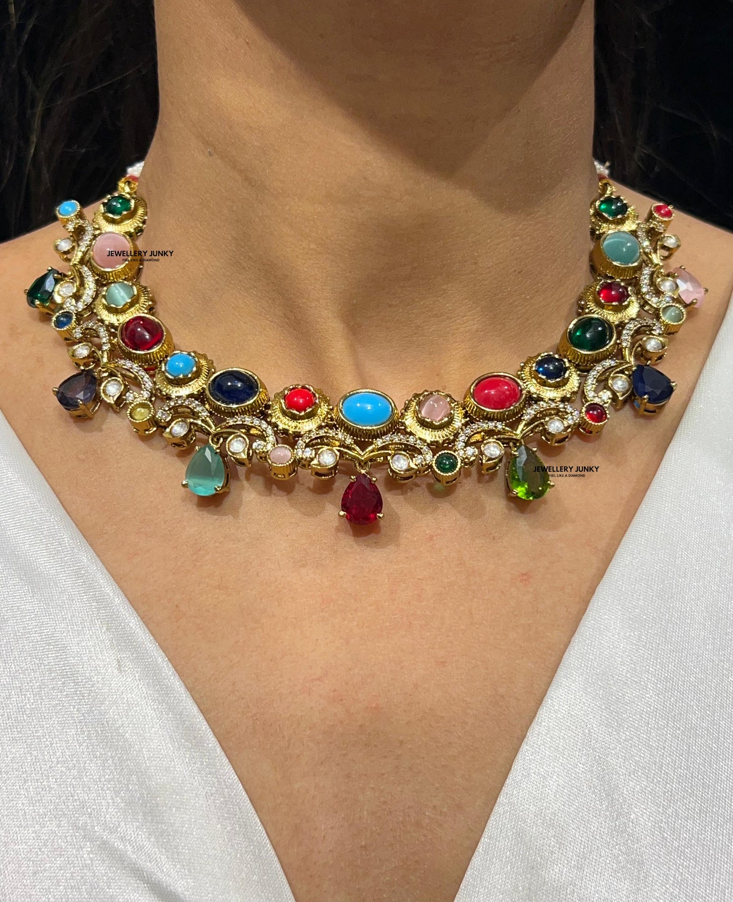 HAFSA KUNDAN NECKLACE