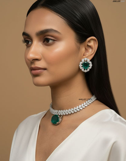 PRAKRITI DIAMOND NECKLACE