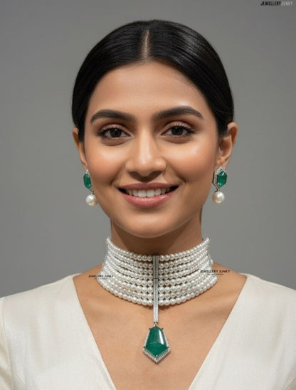 SHYLA DIAMOND NECKLACE