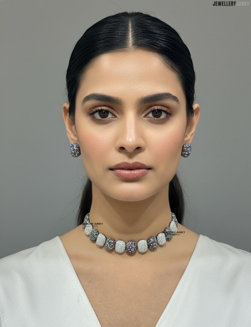 AADHAVI DIAMOND NANO NECKLACE
