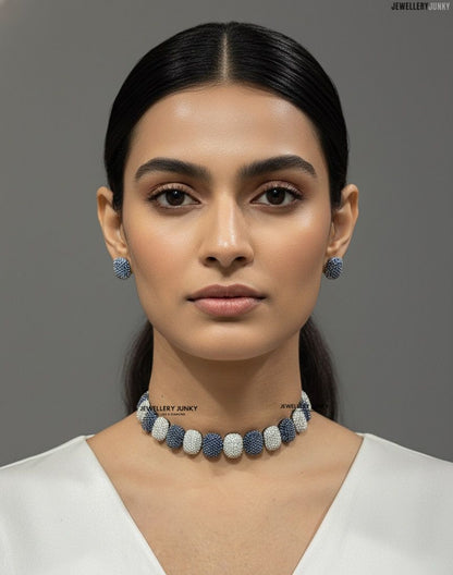 AADHAVI DIAMOND NANO NECKLACE