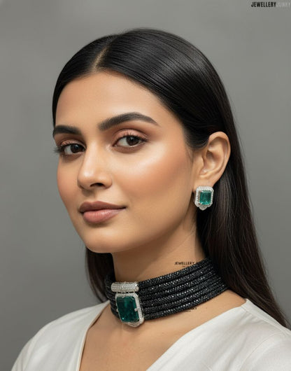 SAMUYA DIAMOND NECKLACE