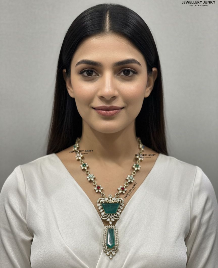 AQSA KUNDAN NECKLACE