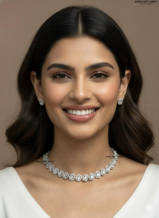 VAMIKA DIAMOND NECKLACE