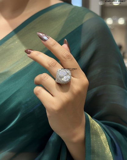 ALLISON DIAMOND RING