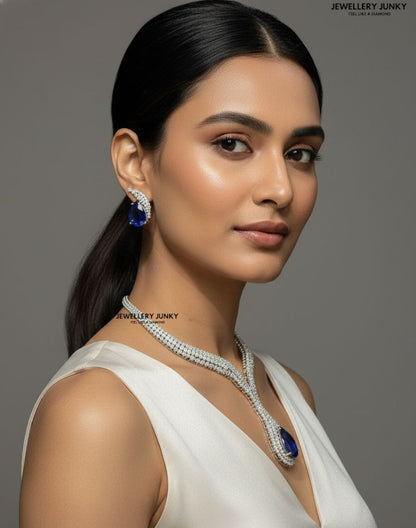 VAMA DIAMOND NECKLACE