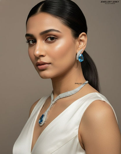 VAMA DIAMOND NECKLACE