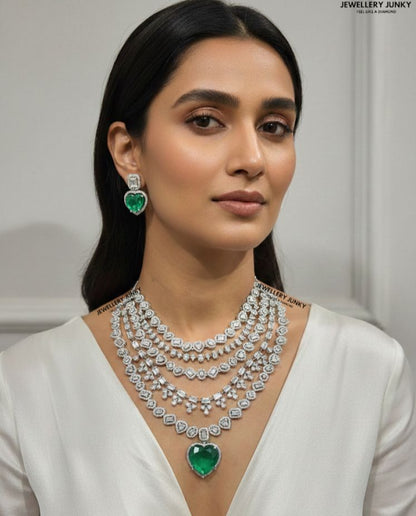 TARINI DIAMOMD MECKLACE