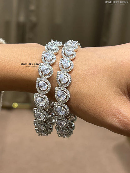 AAVYA DIAMOND BANGLES