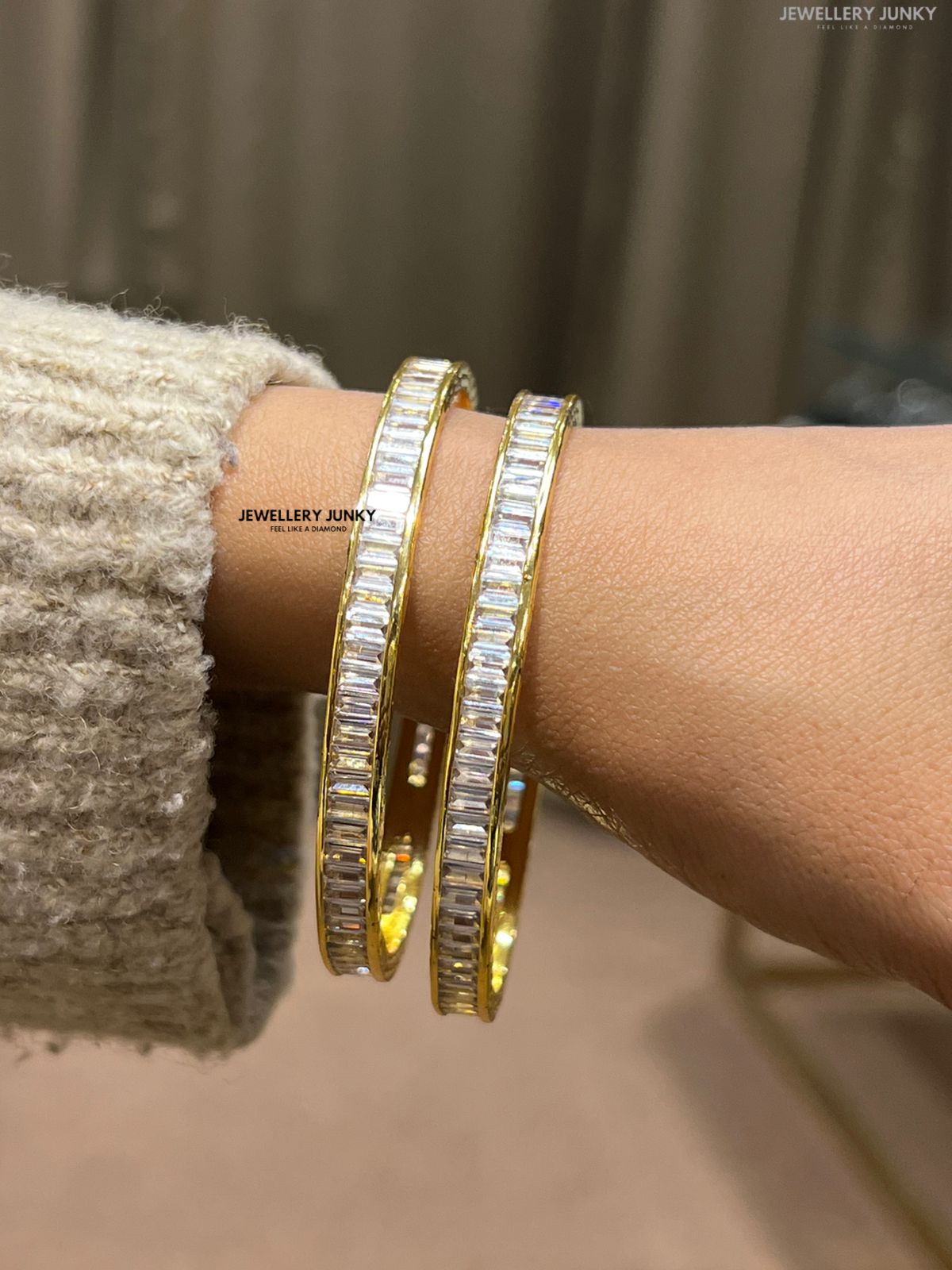 AABIRA DIAMOND BANGLES