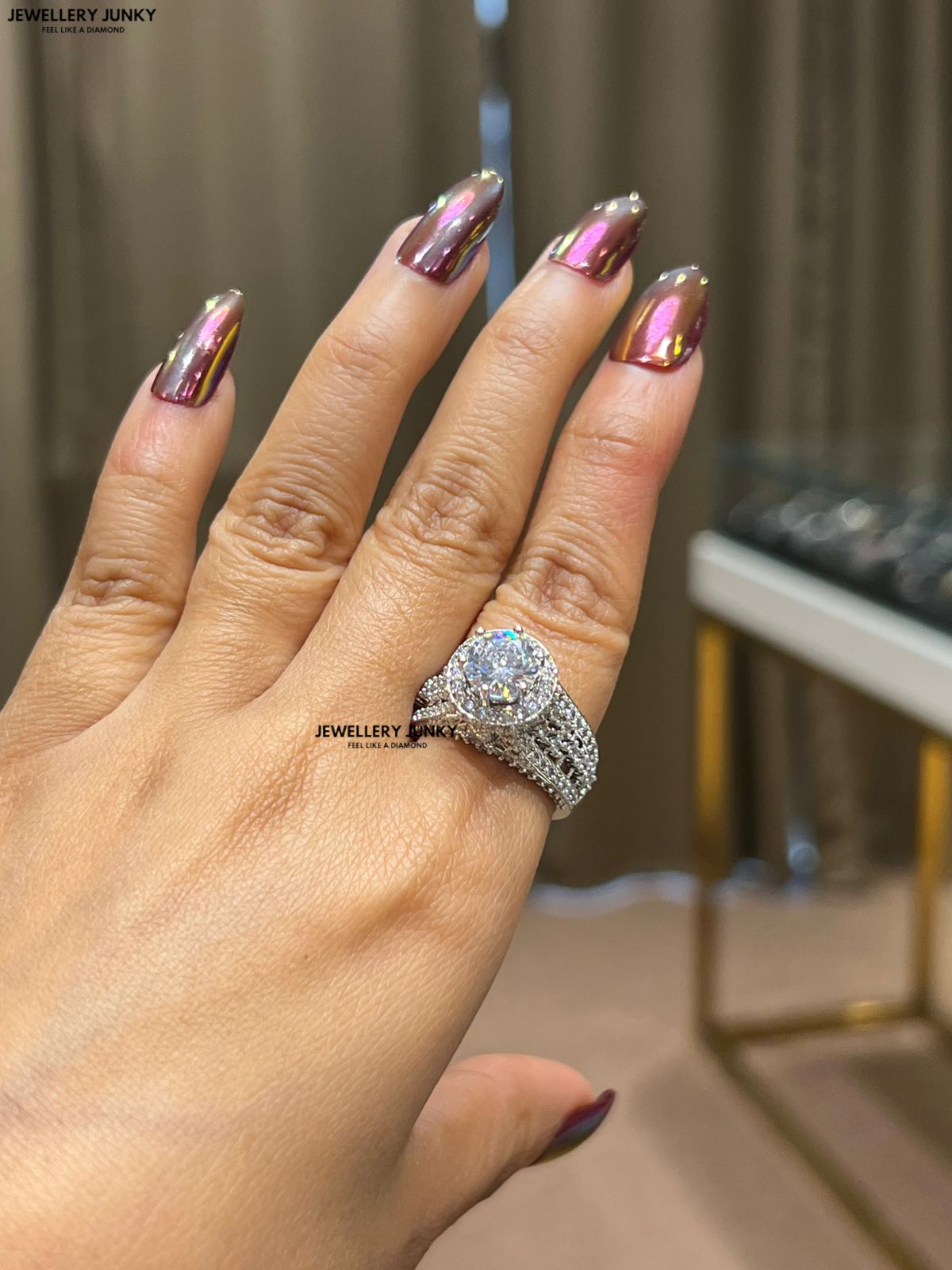 CHAHANA DIAMOND RING