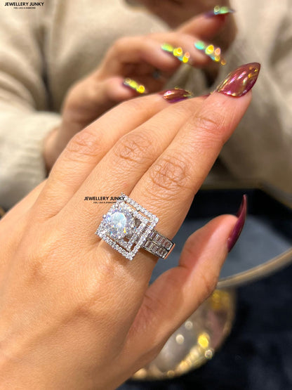 EKISHA DIAMOND RING