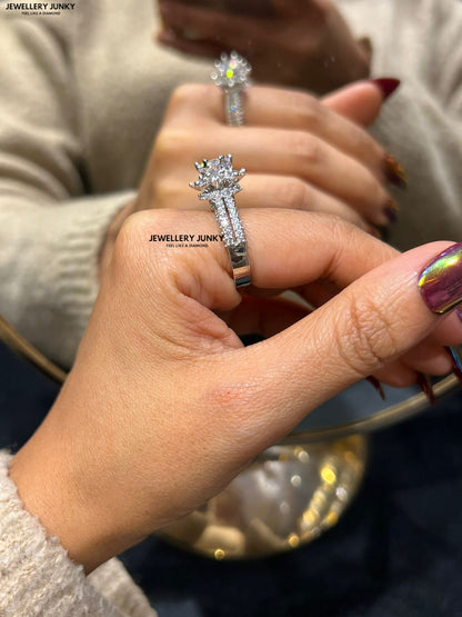 JANVIKA DIAMOND RING