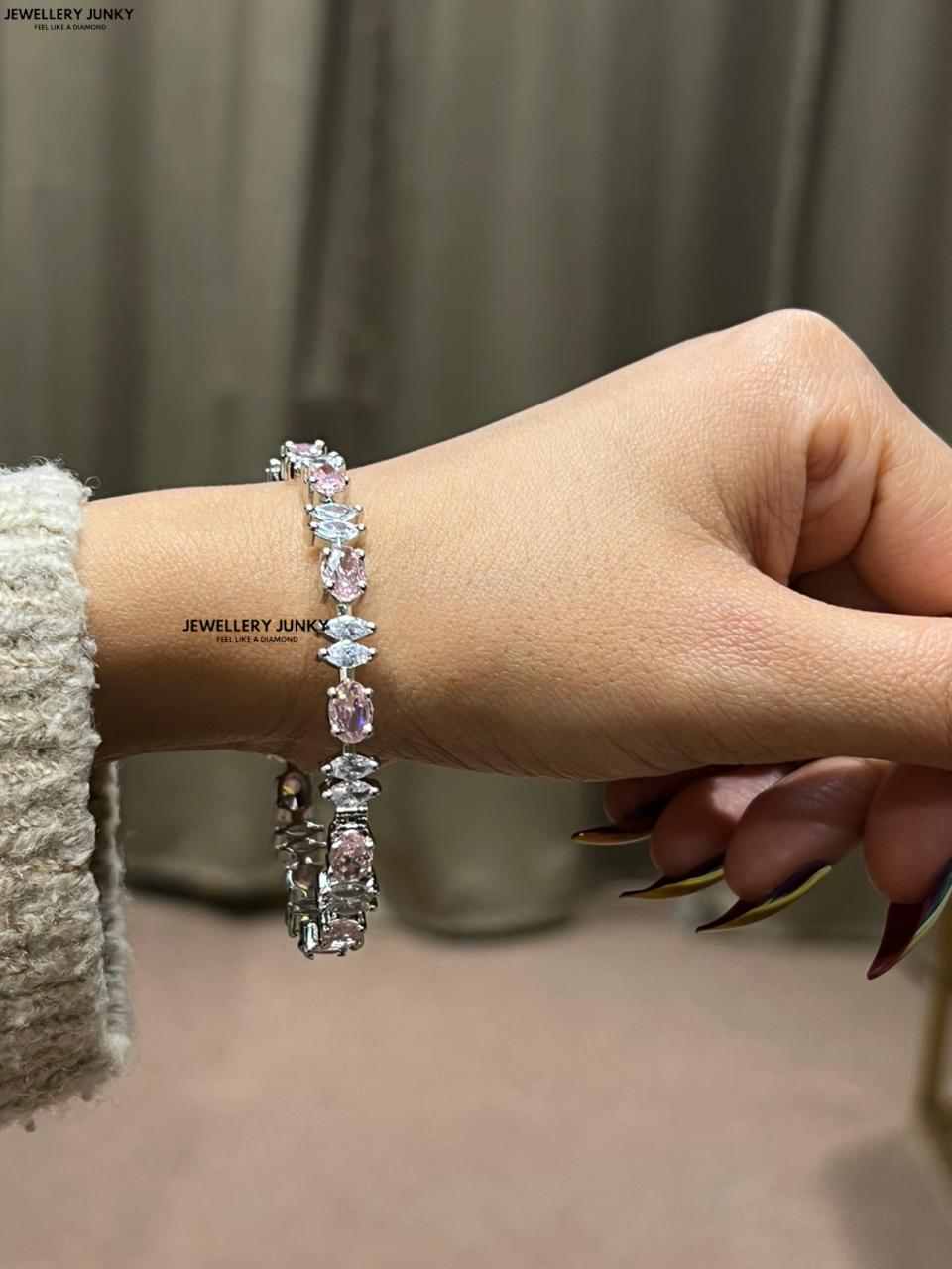 WRITE DIAMOND BANGLES