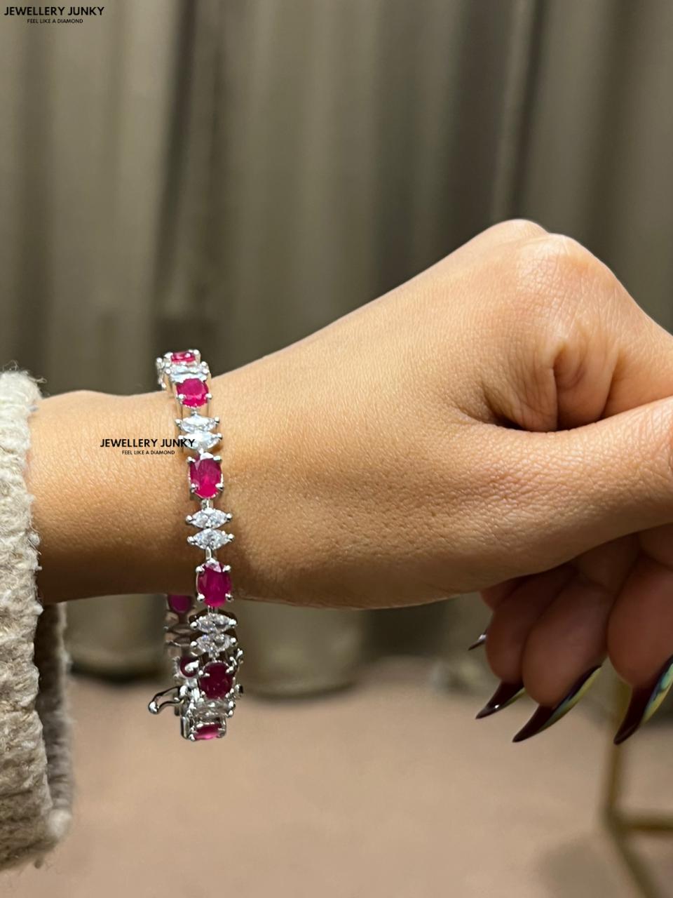 WRITE DIAMOND BANGLES