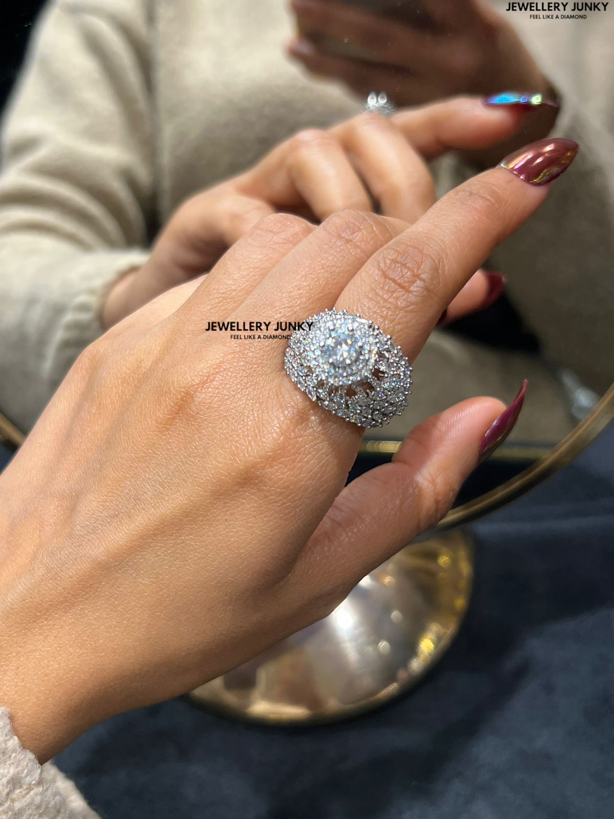 ALFREDA DIAMOND RING