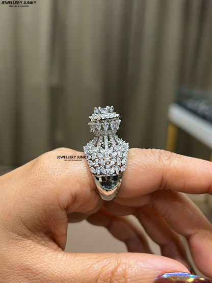 ALFREDA DIAMOND RING