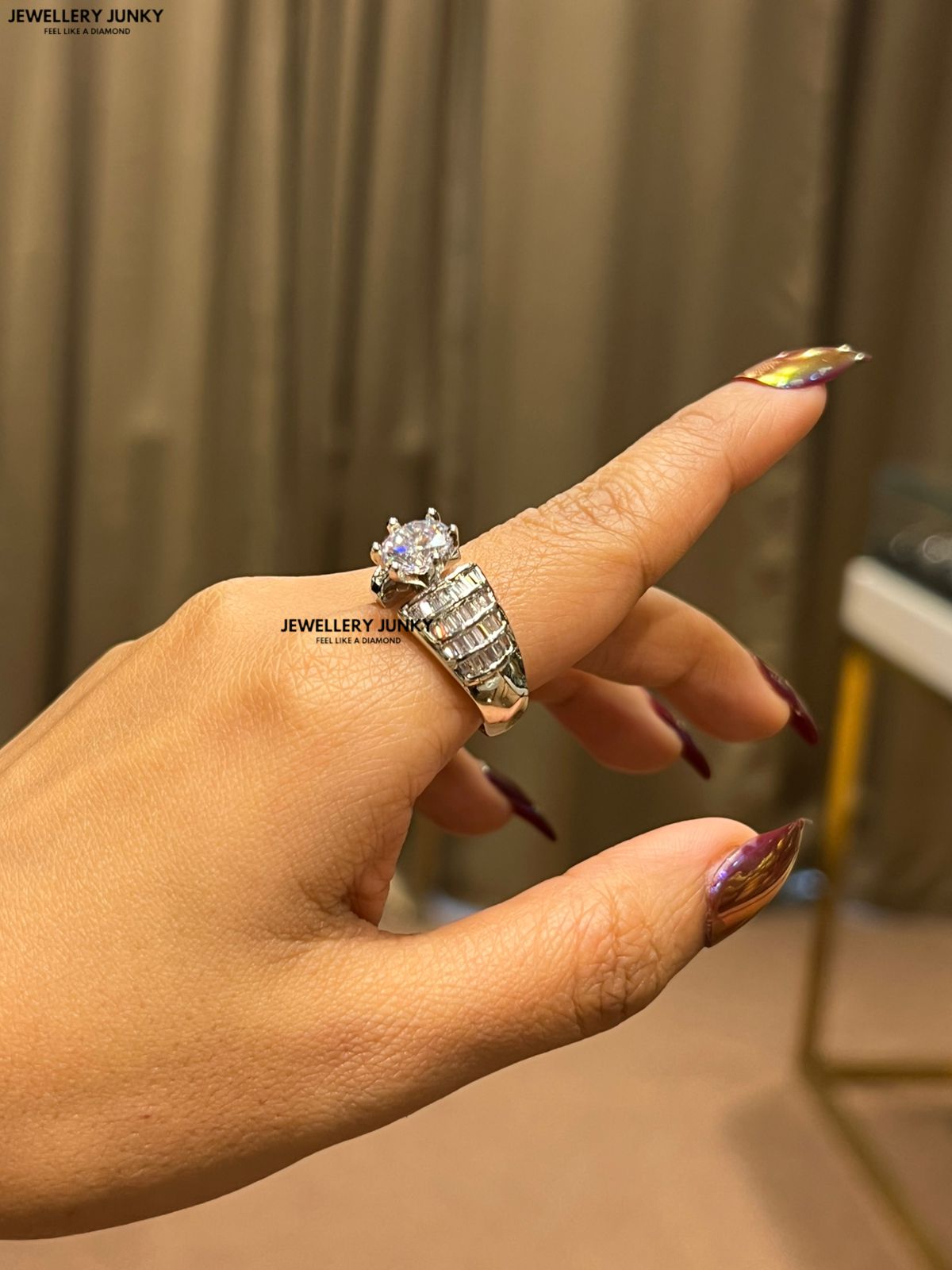 TANNI DIAMOND RING
